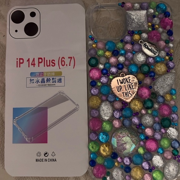 iPhone 14 plus NEW - Picture 2 of 2